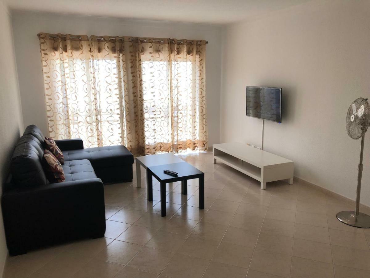 Olinda'S 2 Bedroom Apartment Lagos Exterior foto